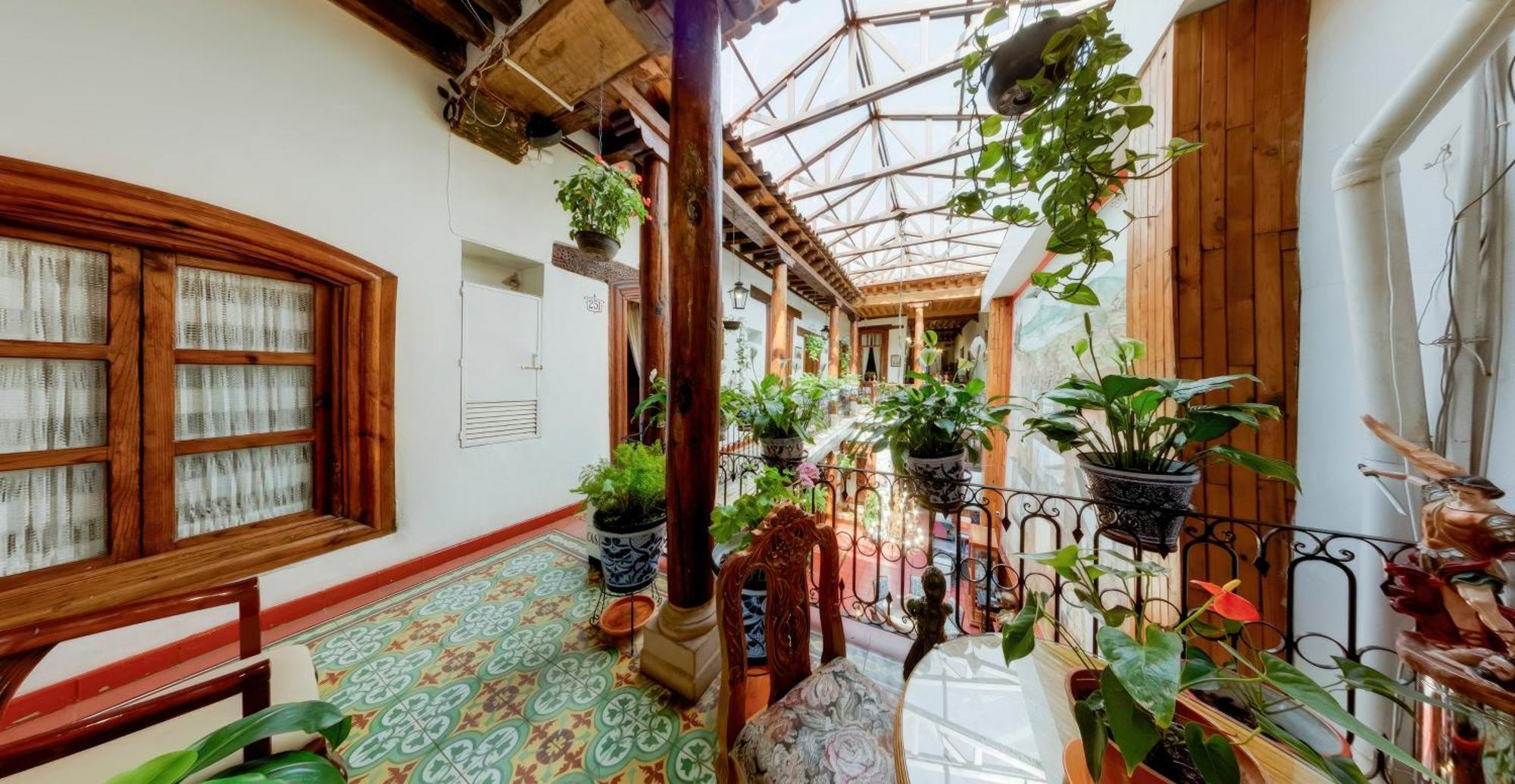 Hotel Casa Baez Pátzcuaro Zewnętrze zdjęcie